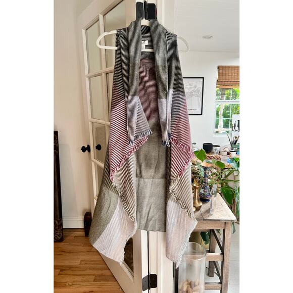 Nanette by Nanette Lepore Sleeveless Kimono/Shawl/Wrap, One Size - Picture 1 of 5